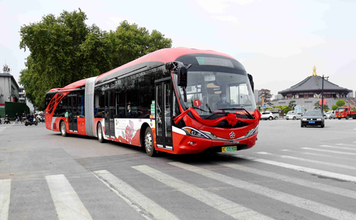 車靚，服務(wù)也靚